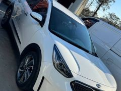 Сүрөт унаа Kia Niro