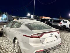 Сүрөт унаа Kia Stinger