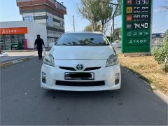 Фото авто Toyota Prius