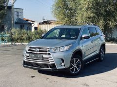 Сүрөт унаа Toyota Highlander