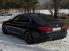 Photo of the vehicle BMW 5 Series