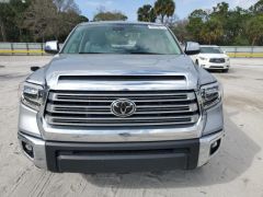 Photo of the vehicle Toyota Tundra