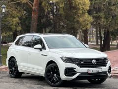 Фото авто Volkswagen Touareg