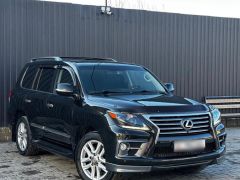 Photo of the vehicle Lexus LX