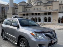 Сүрөт унаа Lexus LX