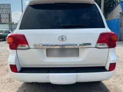 Сүрөт унаа Toyota Land Cruiser