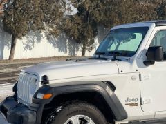 Сүрөт унаа Jeep Wrangler