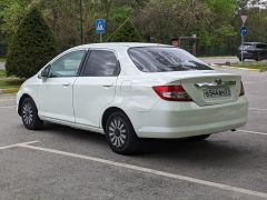 Photo of the vehicle Honda Fit Aria