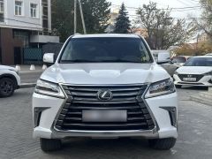 Photo of the vehicle Lexus LX