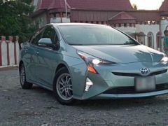 Фото авто Toyota Prius