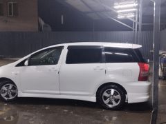 Сүрөт унаа Toyota Wish