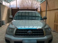 Сүрөт унаа Toyota Sequoia