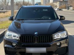 Photo of the vehicle BMW X5