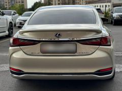 Фото авто Lexus ES