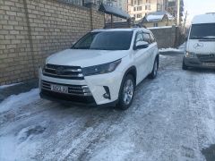 Сүрөт унаа Toyota Highlander