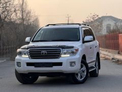 Photo of the vehicle Toyota Land Cruiser