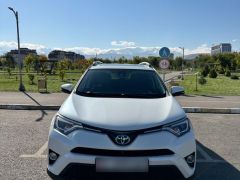 Сүрөт унаа Toyota RAV4