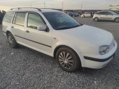 Photo of the vehicle Volkswagen Golf