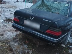 Сүрөт унаа Mercedes-Benz W124