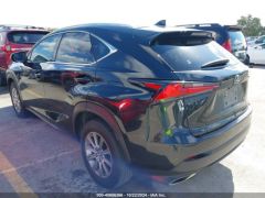 Photo of the vehicle Lexus NX