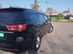 Photo of the vehicle Kia Carnival