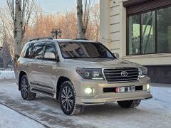 Сүрөт унаа Toyota Land Cruiser