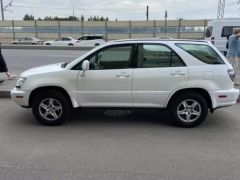 Photo of the vehicle Lexus RX