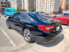 Фото авто Honda Accord