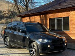 Photo of the vehicle BMW X5