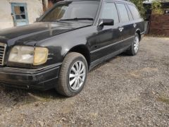 Photo of the vehicle Mercedes-Benz W124