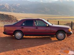 Фото авто Mercedes-Benz W124