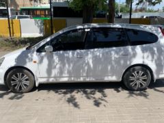 Фото авто Honda Stream