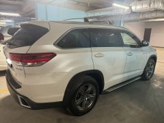 Сүрөт унаа Toyota Highlander