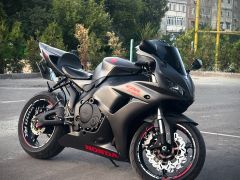 Photo of the vehicle Honda CBR 1000