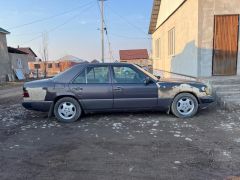 Photo of the vehicle Mercedes-Benz W124