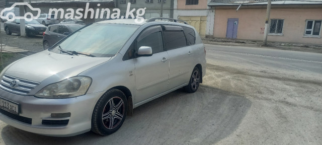 Toyota Avensis Verso