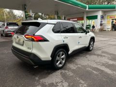 Photo of the vehicle Toyota RAV4