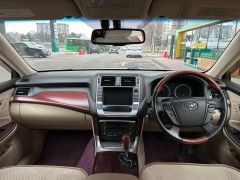 Сүрөт унаа Toyota Crown Majesta