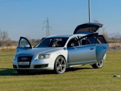 Photo of the vehicle Audi A6