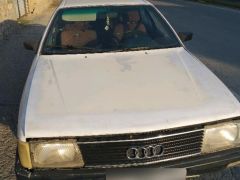 Photo of the vehicle Audi 100