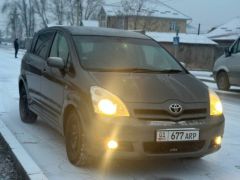 Сүрөт унаа Toyota Corolla Verso