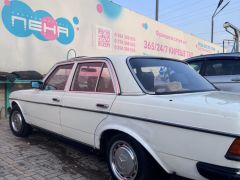 Photo of the vehicle Mercedes-Benz W123