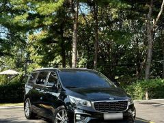 Фото авто Kia Carnival