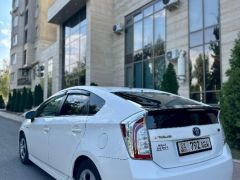 Сүрөт унаа Toyota Prius