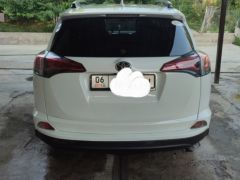 Сүрөт унаа Toyota RAV4