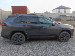 Photo of the vehicle Toyota RAV4