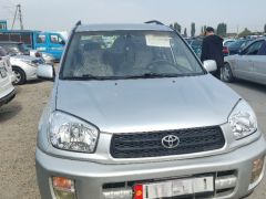 Сүрөт унаа Toyota RAV4