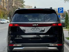 Photo of the vehicle Kia Carnival