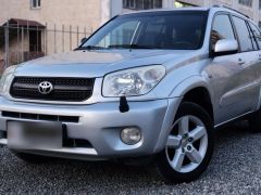 Сүрөт унаа Toyota RAV4