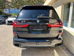 Фото авто BMW X7